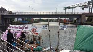 Die Flösse machten gestern im Dortmunder Stadthafen fest; alle Fotos: Claus-Dieter Stille