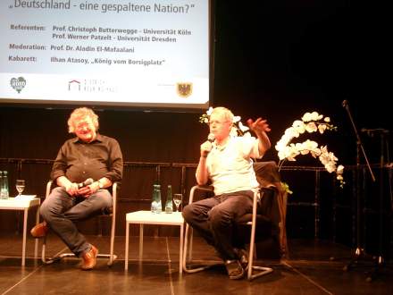 Gäste beim Talk im Dietrich-Keuning-Haus: Prof. Werner Patzelt (links) und Prof. Christoph Butterwegge (rechts); Fotos: C.-D. Stille