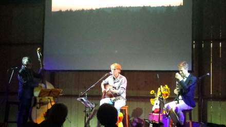 Einfühlsames Zusammenspiel.